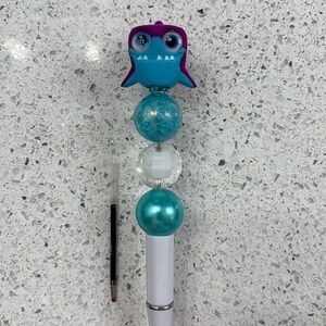 Neon Bruce Doorables Pen with ink refill